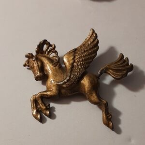 20th C. Vintage Large Gold Pegasus Brooch